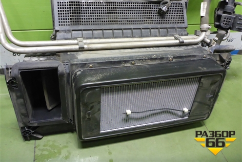 Корпус отопителя  (под радиатор) для Sitrak C7H (С7Н)