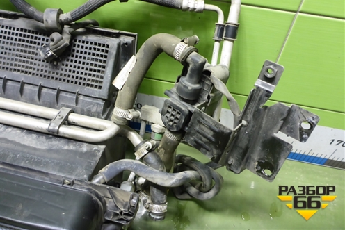 Корпус отопителя  (под радиатор) для Sitrak C7H (С7Н)