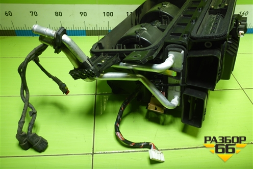 Корпус отопителя  (под моторчик) (AZ160082000031) для Sitrak C7H (С7Н)