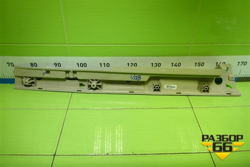 Кронштейн  (AZ16D561000007) для Sitrak C7H (С7Н)