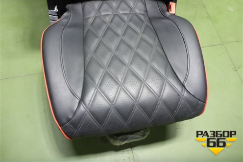 Сиденье правое для Sitrak C7H (С7Н)