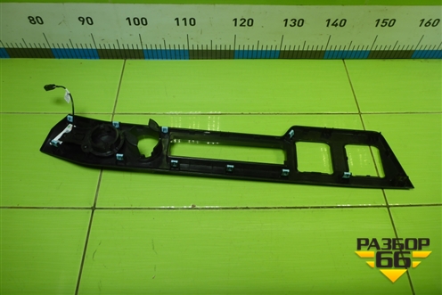 Накладка на торпедо  (812W617015033) для Sitrak C7H (С7Н)