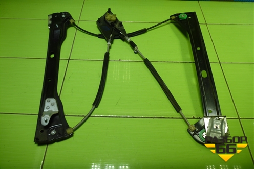 Стеклоподъёмник электрический передний правый (без моторчика) (6RU837462M) для Volkswagen Polo (седан) с 2010г (Поло)