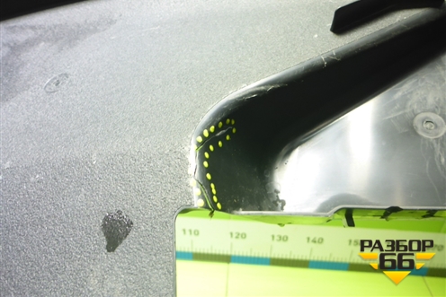 Накладка декоративная на переднюю панель (5261848060) для Lexus RX 350 с 2022г (РХ)