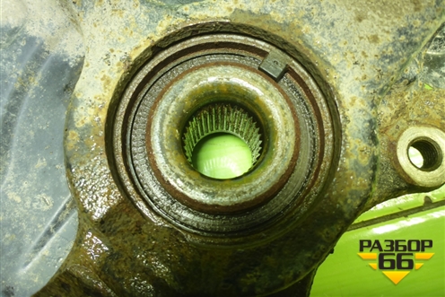 Кулак поворотный передний левый для Volkswagen Polo (седан) с 2010г (Поло)