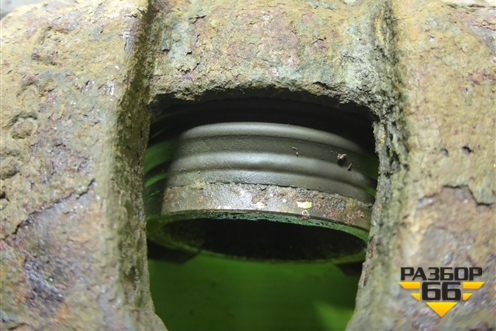 Суппорт передний левый для Volkswagen Polo (седан) с 2010г (Поло)