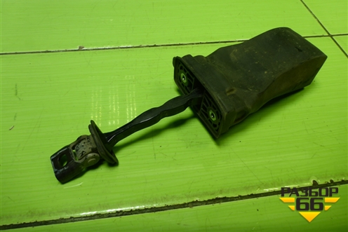 Ограничитель двери передней правой (6R4837249) для Volkswagen Polo (седан) с 2010г (Поло)