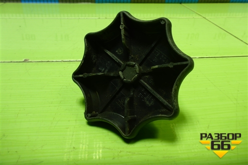 Болт крепления запасного колеса (6Q0803899A) для Volkswagen Polo (седан) с 2010г (Поло)