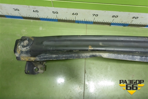 Усилитель переднего бампера для Volkswagen Polo (седан) с 2010г (Поло)