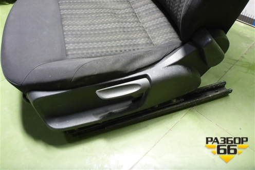 Сиденья комплект (без обогрева) для Volkswagen Polo (седан) с 2010г (Поло)