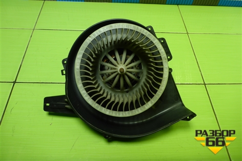 Моторчик отопителя (6R1819015A) для Volkswagen Polo (седан) с 2010г (Поло)