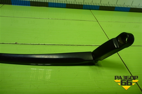 Поводок стеклоочистителя левый (7L6955407) для Volkswagen Touareg c 2002-2010г (Туарег)