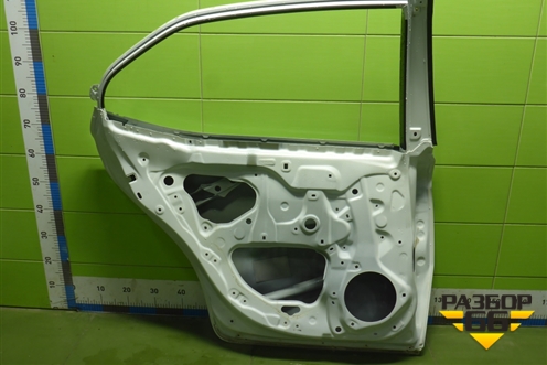 Дверь задняя левая (6700406320) для Toyota Camry V70 с 2017г (Камри)