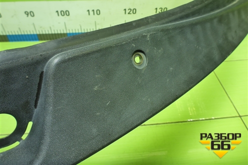 Решетка стеклоочистителей левая (21908212735) для VAZ Granta/Гранта