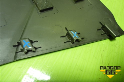 Накладка внутренняя (на консоль левая) (BM51A046B27AFW) для Ford Focus 3 с 2011г (Фокус)