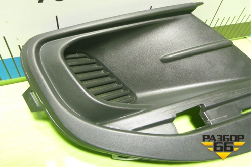 Накладка переднего бампера левая (после 2018г) (8450100963) для VAZ Granta/Гранта