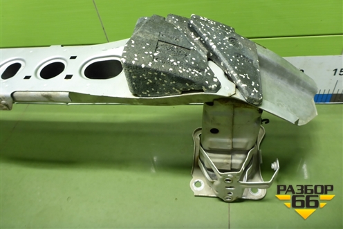 Усилитель переднего бампера (AM51R10922AE) для Ford Focus 3 с 2011г (Фокус)