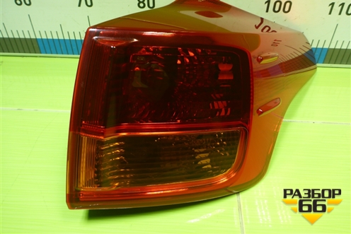 Фонарь задний наружный правый (до 2015г) (8155142170) для Toyota Rav-4 с 2012-2019г (Рав 4)