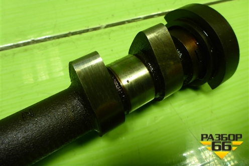 Распредвал выпускной (1.6л PNDA) для Ford Focus 3 с 2011г (Фокус)