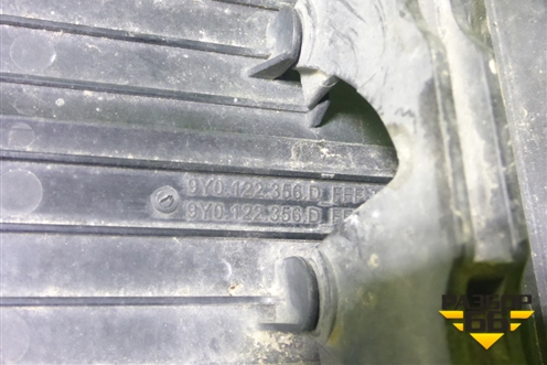 Воздуховод радиатора (9Y0122356D) для Porsche Cayenne с 2017г (Каен)