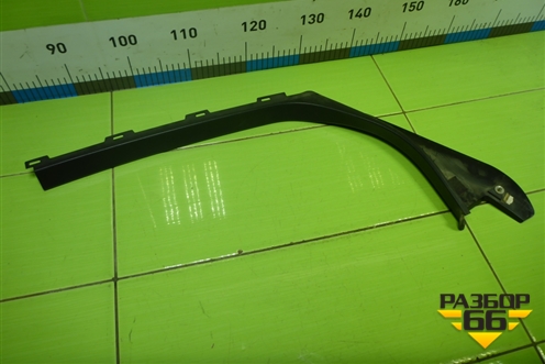 Накладка двери задней левой (на рамку хетчбэк) (BM51A254K07ACW) для Ford Focus 3 с 2011г (Фокус)