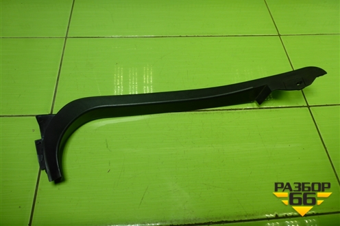 Накладка двери передней правой (на рамку) (BM51A201A18AEW) для Ford Focus 3 с 2011г (Фокус)