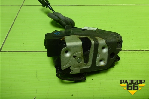 Замок двери передней правой (BM5AA21812DB) для Ford Focus 3 с 2011г (Фокус)