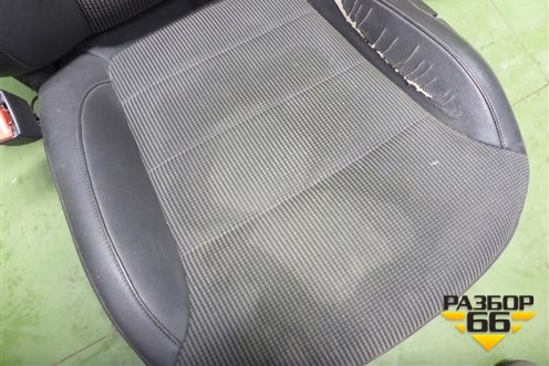 Сиденья комплект (AIR BAG, подогрев) для Opel Insignia с 2008-2017г (Инсигниа)