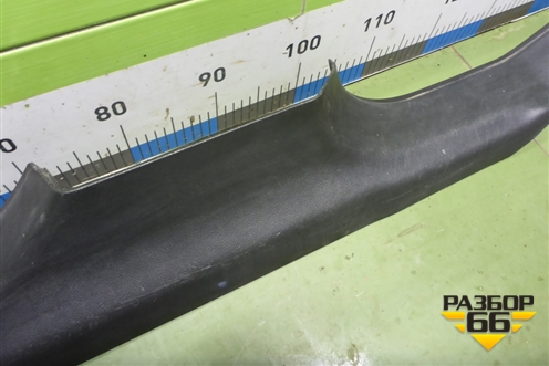 Накладка порога внутренняя правая (13318901) для Opel Insignia с 2008-2017г (Инсигниа)