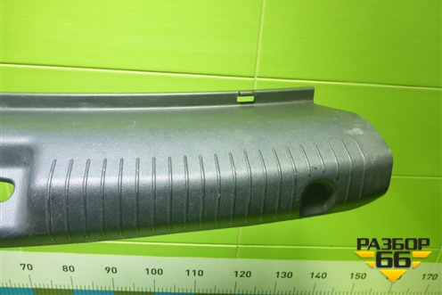 Обшивка багажника на заднюю панель (857704Y000) для Kia Rio с 2011-2016г (Рио 3)