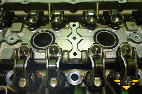 Головка блока цилиндров (1.4л CAX) (03C103358BA) для Volkswagen Golf V с 2003-2009г (Гольф 5)