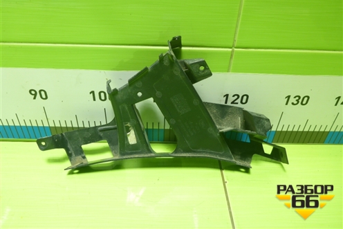 Кронштейн переднего бампера левый (J8A217E950AB) для Land Rover Range Rover Velar с 2017г (Велар)