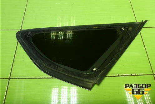 Стекло глухое левое (хетчбэк) (BM51A297B01) для Ford Focus 3 с 2011г (Фокус)