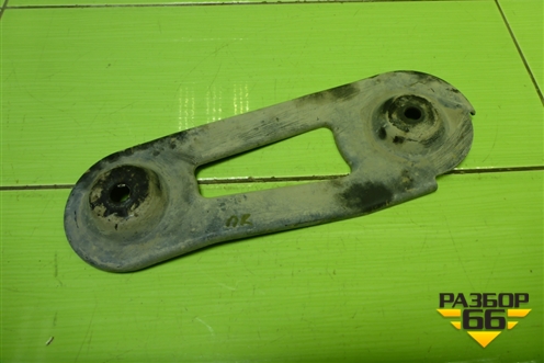 Кронштейн подрамника правый (13235088) для Opel Insignia с 2008-2017г (Инсигниа)