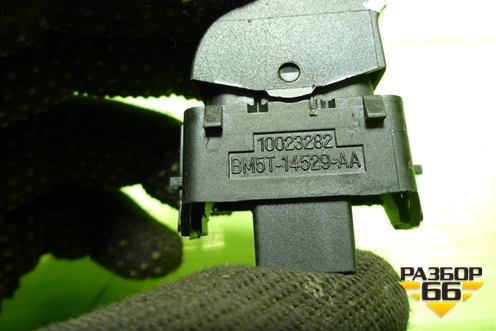 Кнопка стеклоподъёмника (BM5T14529AA) для Ford Focus 3 с 2011г (Фокус)