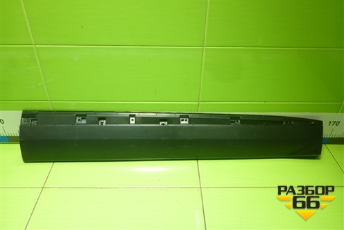 Накладка двери передней правой (8889688743) для Geely Monjaro с 2021г (Монджаро)