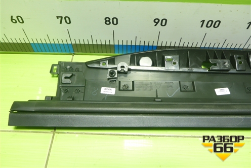 Накладка двери задней левой (8889688763) для Geely Monjaro с 2021г (Монджаро)