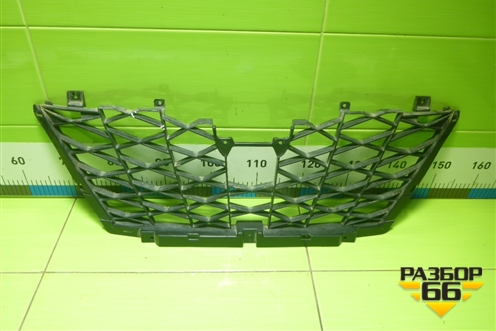 Накладка на решетку радиатора (2803141CD12) для Changan CS75 с 2014г (ЦС 75)