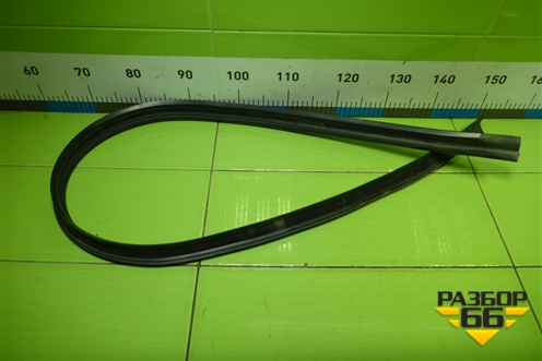 Уплотнитель на кузов правый для VAZ Kalina/Калина