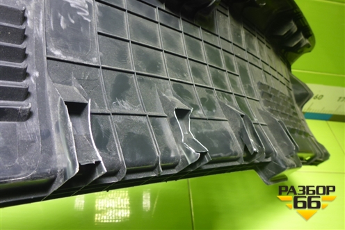 Обшивка багажника на заднюю панель (85770H0000) для Kia Rio с 2017г (Рио 4)