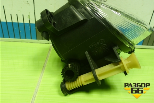 Фара противотуманная правая (4462003RUQ) для Audi A4 (В8) с 2007-2015г (А4)