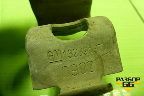 Кронштейн радиатора (13239137) для Opel Insignia с 2008-2017г (Инсигниа)