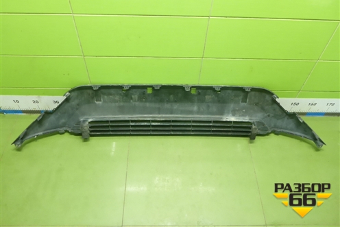 Решетка в передний бампер центральная (5311342110) для Toyota Rav-4 с 2018г (Рав 4)