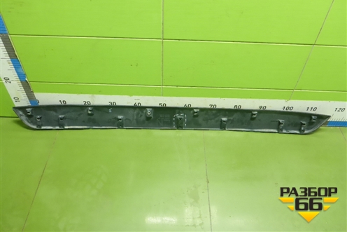 Накладка двери багажника (768020R050) для Toyota Rav-4 с 2018г (Рав 4)