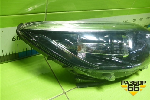 Фара правая (галоген) (260108765R) для Renault Kaptur с 2016г (Каптюр)