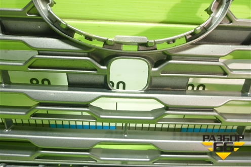 Решетка радиатора (под парктроник и камеру) (5311242190) для Toyota Rav-4 с 2018г (Рав 4)