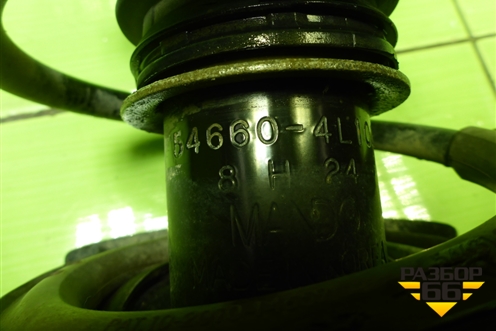 Амортизатор передний правый (546604L100) для Hyundai Solaris с 2010-2016г (Солярис)