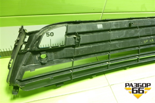 Решетка радиатора (до 2019г нижняя часть под парктроник) (5311248160) для Lexus RX 350 c 2015г (РХ)