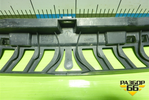 Кронштейн заднего бампера центральный (A1678808000) для Mercedes Benz GLE-Klass V167 с 2018г (ГЛЕ)