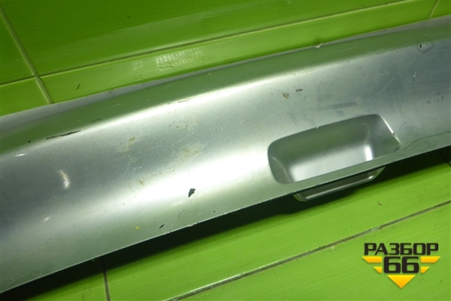 Накладка двери багажника (нижняя) (74895SWWE10ZA) для Honda CR-V(RE) с 2006-2012г (ЦРВ СРВ)